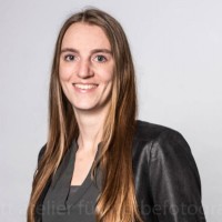 Alina Burbach