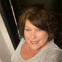 Kelly Crowe