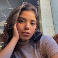 Julya Oliveira de Moraes