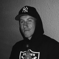 Simon Cox