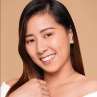 Jennifer Quinto - Rivo
