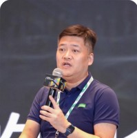 Tomli Yu