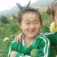 荣金苹