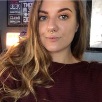 Alexis Henningsen