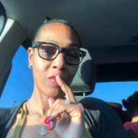 Lashenta Robertson