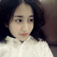 李依玲