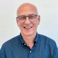 Chris Cowle
