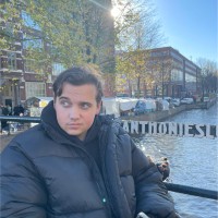 Reniet De Vries