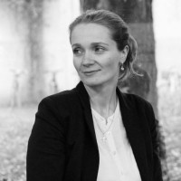 Velina Weber
