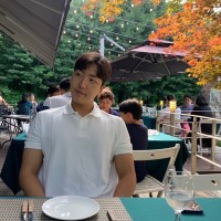 강지웅