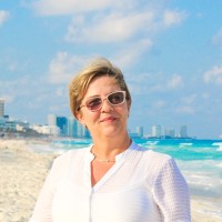 Yanet Ortega / Realtor Miami - Riviera Maya
