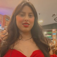Letícia França