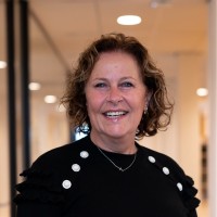 Jolanda Van Riel