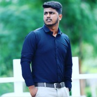Dhanu De Villiers