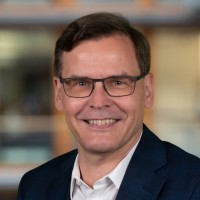 Uwe Schmid