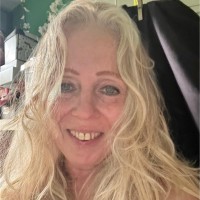 Esther van Emden