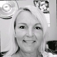 Candy Lowe
