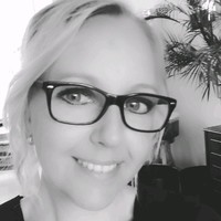 Suzanne Van Der Meer