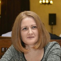 Angela Lazar