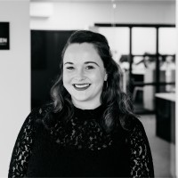 Daniela Van Den Akker
