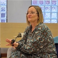 Paula Knight