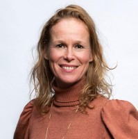 Nieske Van Woerden