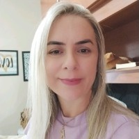 Karina Contenças