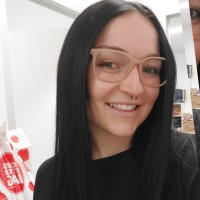 Tineka Skrlj