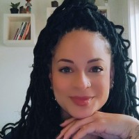 Thais Altieri ✊🏽