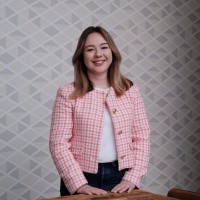 Elena Priester