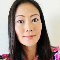 Helen Lee