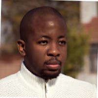 Xola Komisa