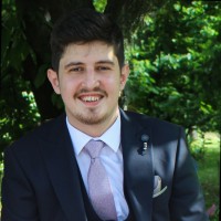 Enes Yukarı