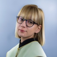 Szécsi Karolina