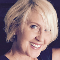 Lori Burns Benson