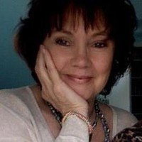 Linda Earls