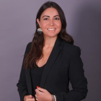 Dr. Lara Macaron
