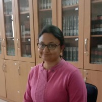 Dr Shalini Saboo
