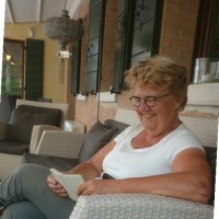 Yvonne Van Der Gaag