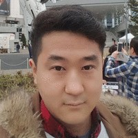 김우람