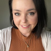 Elizabeth Lapradd