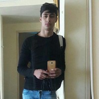 V M