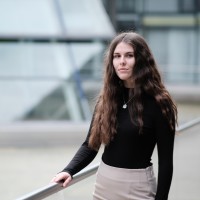 Selina L. Ibraimi