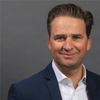 Dr. Roland L. Klaes, MBA