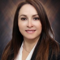 Ivania Flores