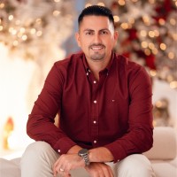 Nahum Menjivar
