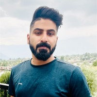Daanyaal Khamosh