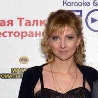 ЕЛЕНА РОГОЖИНА