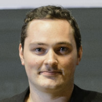 Dr. Christopher Hinz