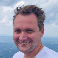 Dirk Van Oosten